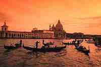 Venice classic vista courtesy of Bob Krist (c) 2000.jpg